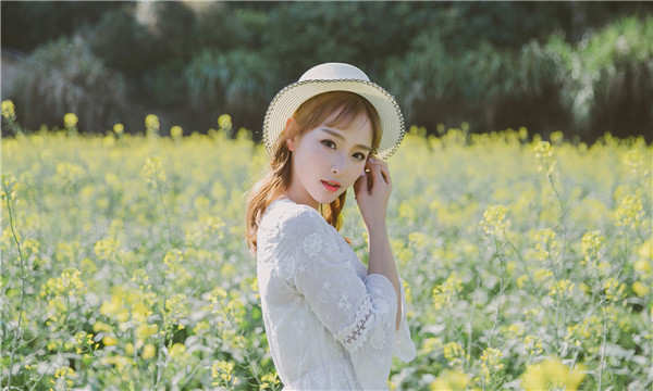 梅里斯达斡尔族标题：想找个女人帮忙生孩子的有效解决方案，助您圆梦家庭